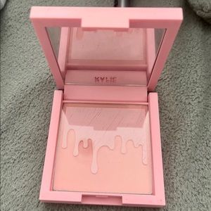 Kylie Cosmetics Blush in Pink Power